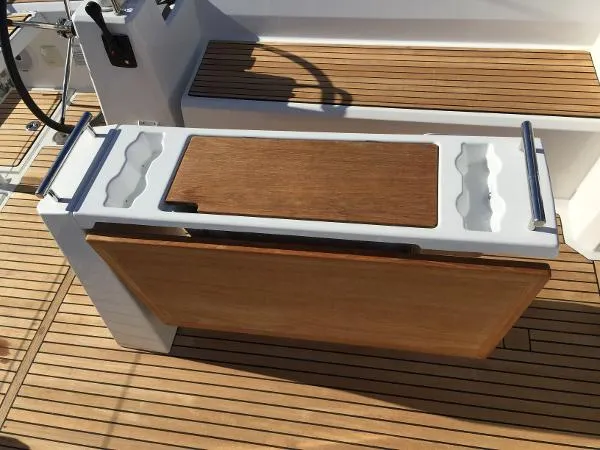 Slide: The Image of Beneteau Oceanis 38 2015 - 2