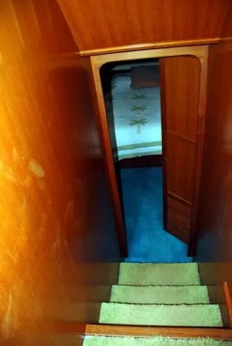 Slide: The Image of Hyatt 60 Motor Yacht 1999 - 10