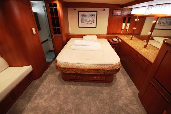 Slide: The Image of Hyatt 60 Motor Yacht 1999 - 11
