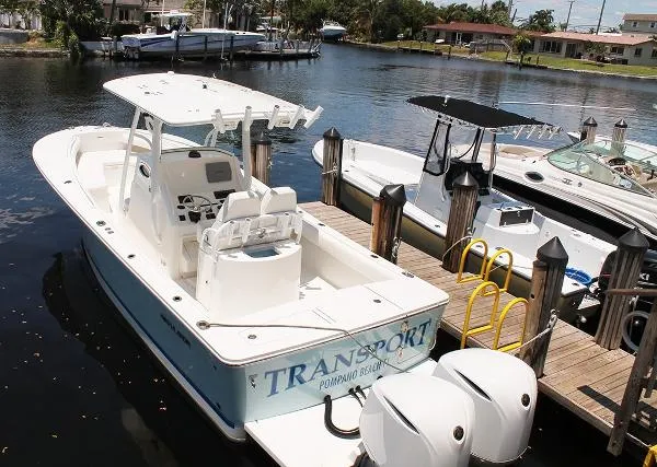 Slide: The Image of Regulator Marine 28 Forward Seating 2012 - 1