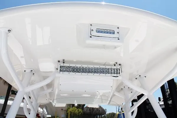 Slide: The Image of Regulator Marine 28 Forward Seating 2012 - 8