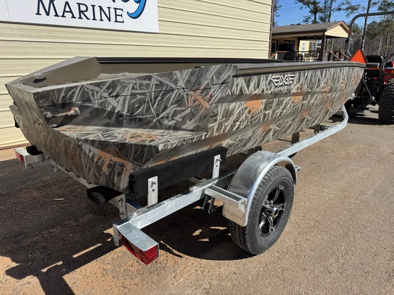 Slide: The Image of Edge Boats Sportsman 553DB 2026 - 5