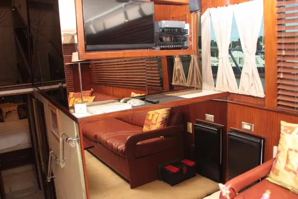 Slide: The Image of Hatteras Sportfish Convertible 1988 - 5