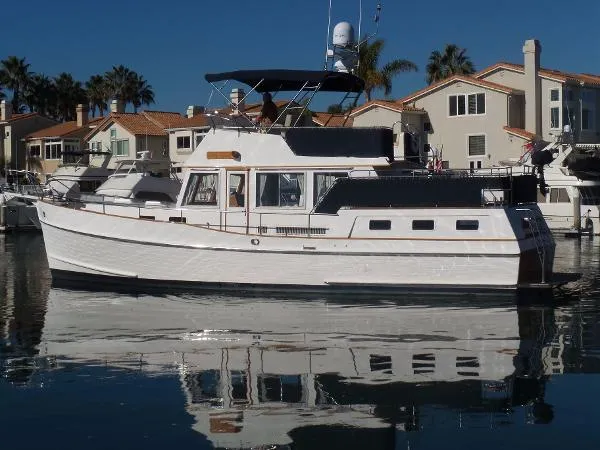 Slide: The Image of Grand Banks 42 Motoryacht 2003 - 2