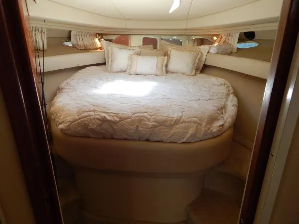 Slide: The Image of Sea Ray 410 Sundancer 2002 - 5