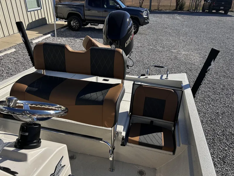 Slide: The Image of Xpress H22B Bay 2026 - 11