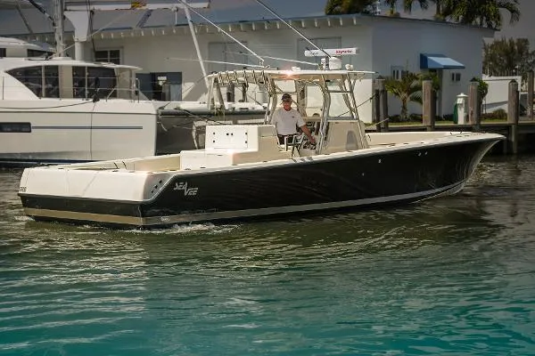 Slide: The Image of SeaVee 390 IPS 2008 - 0