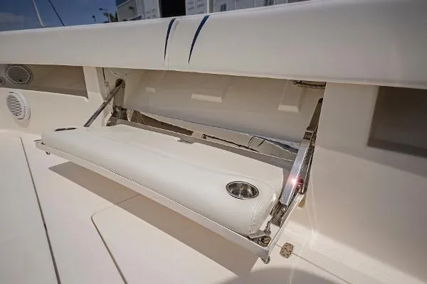 Slide: The Image of SeaVee 390 IPS 2008 - 7