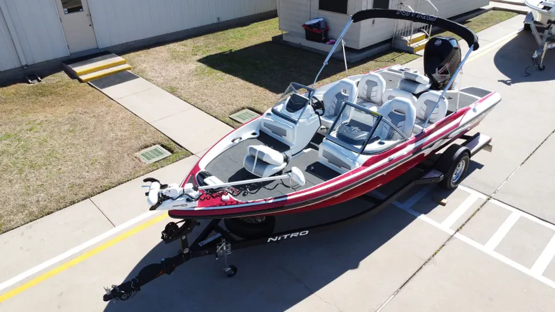 Slide: The Image of Nitro Z19 Sport 2019 - 10