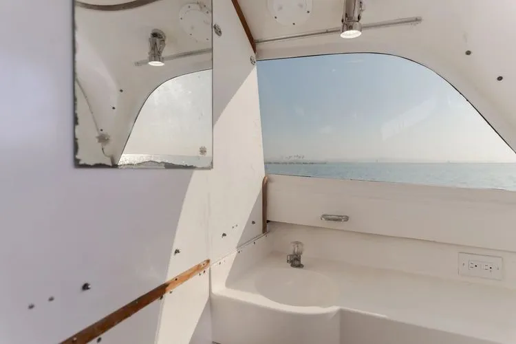 Slide: The Image of 1978 Bertram 31 Flybridge - Image 6 - 6