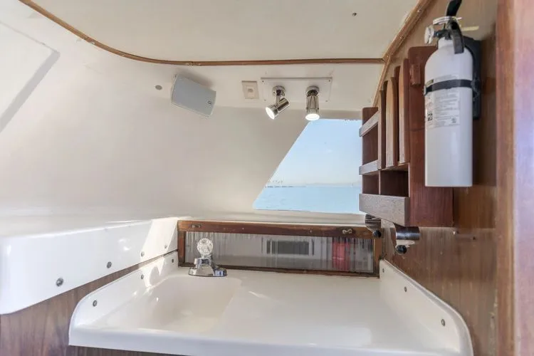 Slide: The Image of 1978 Bertram 31 Flybridge - Image 7 - 7