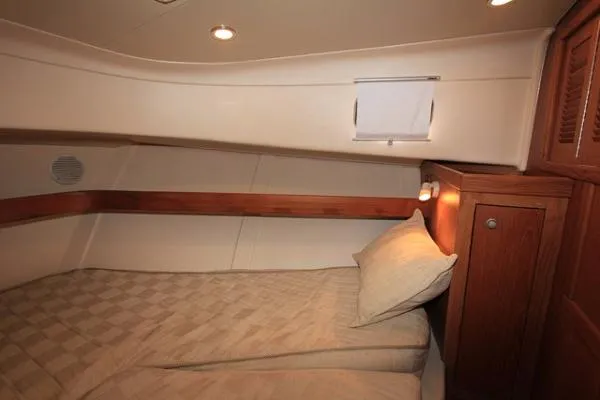 Slide: The Image of Mainship Pilot Sedan Limited 2002 - 3
