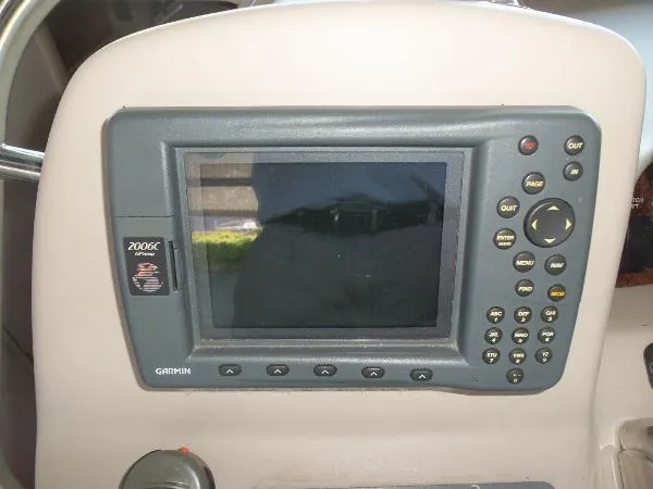 Slide: The Image of Sea Ray 340 Sundancer 2001 - 9