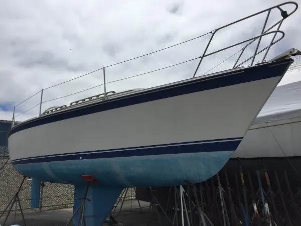Slide: The Image of O'Day Sloop 1982 - 0