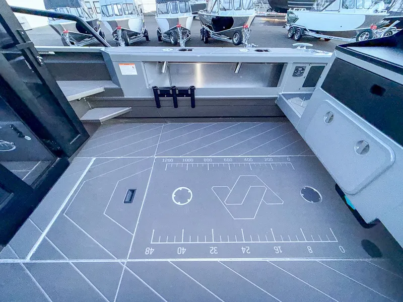 Slide: The Image of Stabi-Craft 2750 Ultra Centrecab 2026 - 19