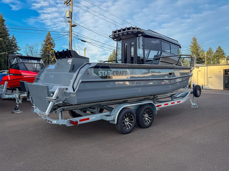 Slide: The Image of Stabi-Craft 2750 Ultra Centrecab 2026 - 3