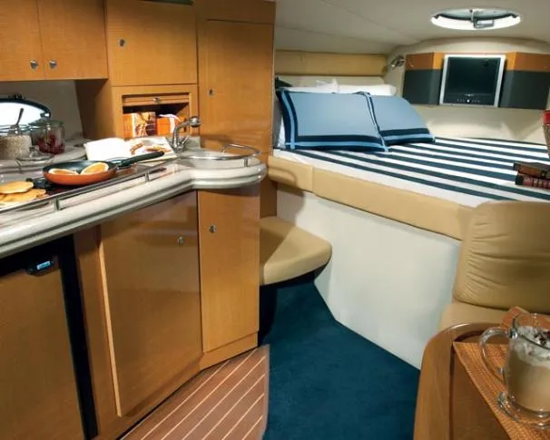 Slide: The Image of Larson Cabrio 330 2008 - 6