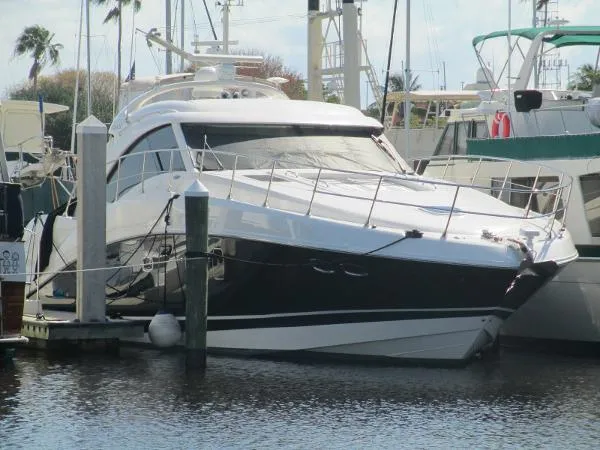 Slide: The Image of Sea Ray 55 Sundancer Black Hull 2008 - 0