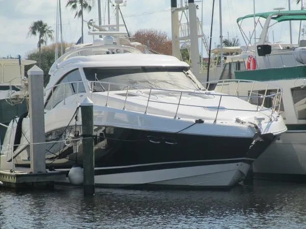 Slide: The Image of Sea Ray 55 Sundancer Black Hull 2008 - 1