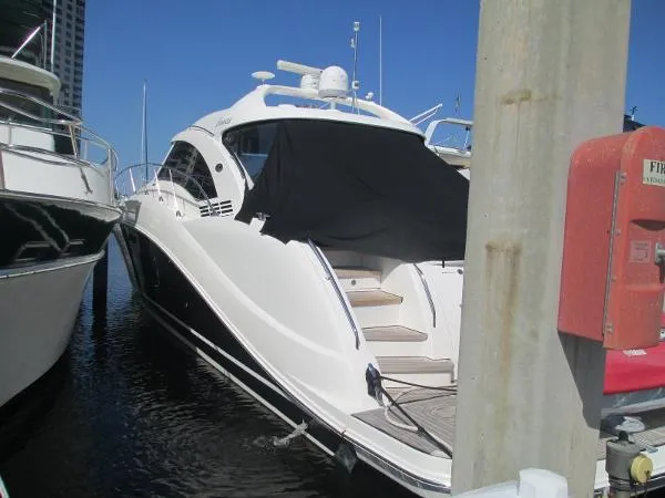 Slide: The Image of Sea Ray 55 Sundancer Black Hull 2008 - 7