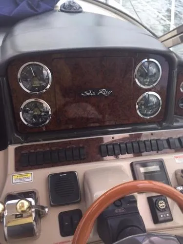 Slide: The Image of Sea Ray 420 Sundancer 2004 - 11