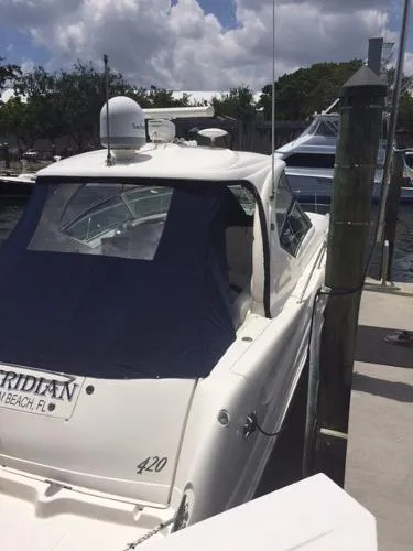 Slide: The Image of Sea Ray 420 Sundancer 2004 - 4