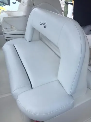 Slide: The Image of Sea Ray 420 Sundancer 2004 - 9