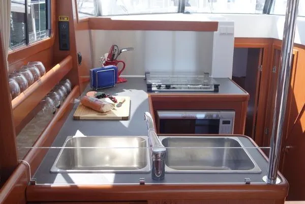 Slide: The Image of Beneteau Swift Trawler 34 2017 - 11