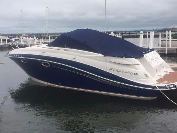 Slide: The Image of Four Winns 278 Vista 2008 - 4