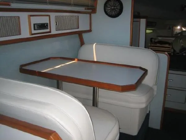 Slide: The Image of Sea Ray Express Cruiser 1988 - 3