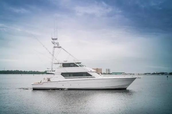 Slide: The Image of Hatteras 82 Convertible 1994 - 0