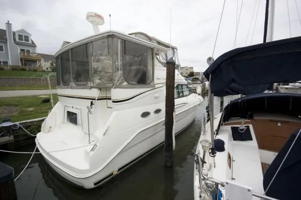 Slide: The Image of Sea Ray 370 AC with Bow Thruster Washer 1999 - 0