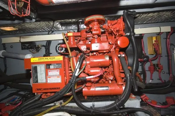 Slide: The Image of Sea Ray 370 AC with Bow Thruster Washer 1999 - 11