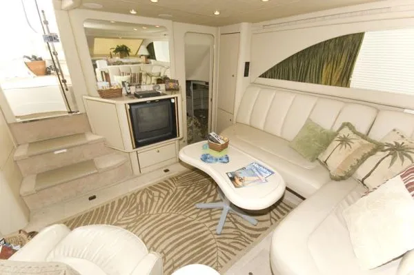 Slide: The Image of Sea Ray 370 AC with Bow Thruster Washer 1999 - 3
