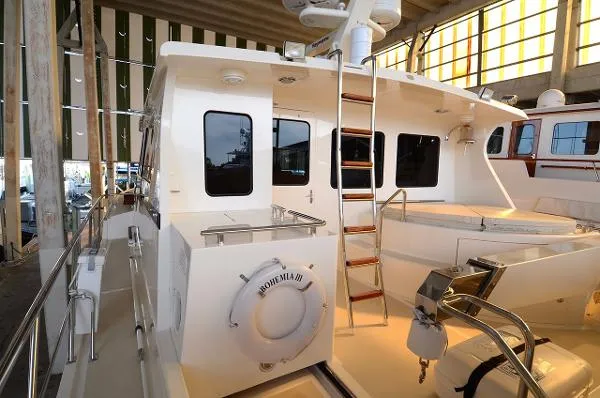 Slide: The Image of Marlow Explorer 72E Command Bridge 2010 - 7