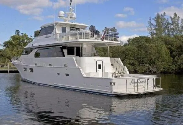 Slide: The Image of Symbol Cockpit Motor Yacht 2010 - 7