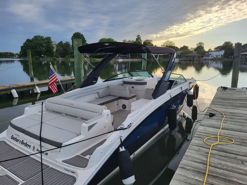 Slide: The Image of Sea Ray SDX 290 2022 - 3