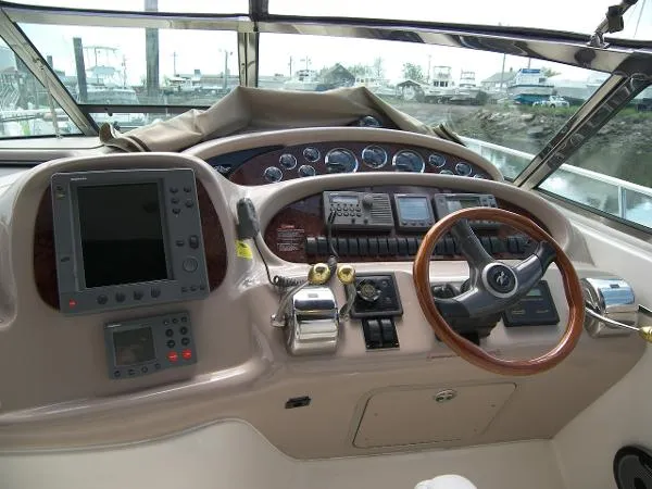 Slide: The Image of Sea Ray 380 Sundancer 2001 - 9
