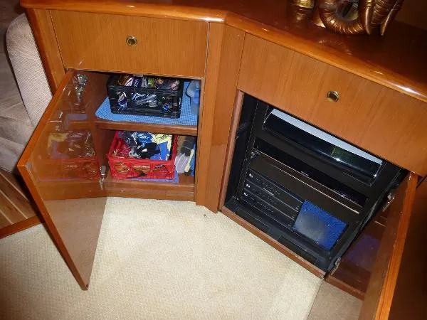 Slide: The Image of Viking 52 CONVERTIBLE 2005 - 6