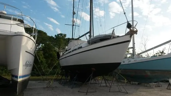 Slide: The Image of CAL 3-46 FT Center Cockpit Ketch 1976 - 3