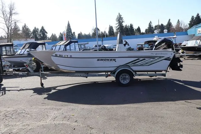 Slide: The Image of Smoker Craft Sportsman Pro Vee 20' 2018 - 3