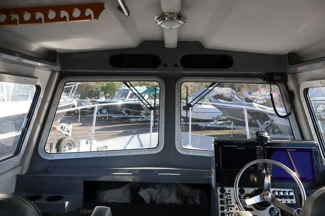 Slide: The Image of Kingfisher Coastal Express 28' 2021 - 9