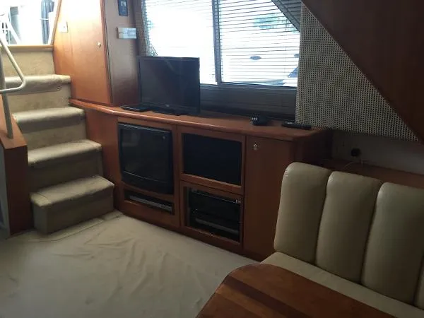 Slide: The Image of Silverton 392 Motor Yacht 2002 - 2