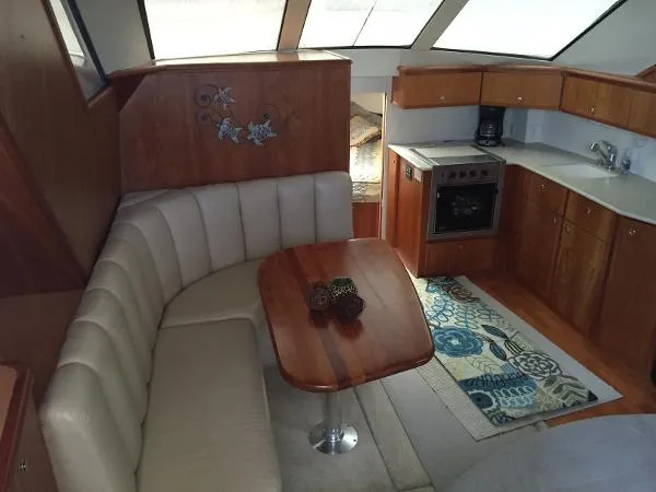 Slide: The Image of Silverton 392 Motor Yacht 2002 - 6