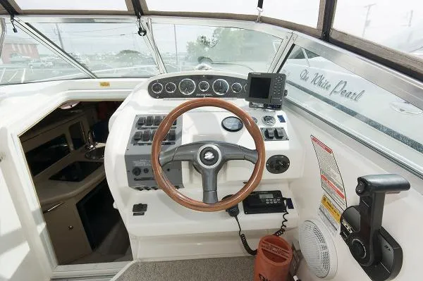 Slide: The Image of Sea Ray 250 Sundancer 1998 - 4