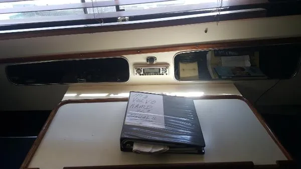 Slide: The Image of Blackfin 1993 Trojan Sportfisher 1993 - 4