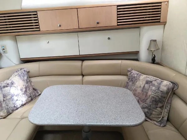 Slide: The Image of Bayliner Avanti 1998 - 6