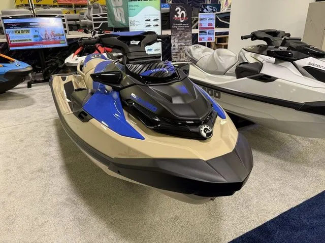 Slide: The Image of Sea-Doo Wake 2026 - 3