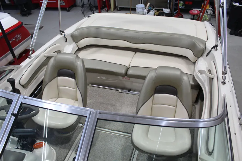 Slide: The Image of Sea Ray 185 Sport 2005 - 15