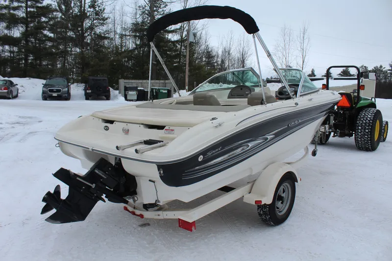 Slide: The Image of Sea Ray 185 Sport 2005 - 6